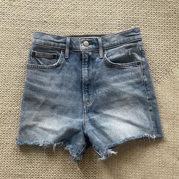 Aritzia Denim Forum shorts - Picture 4 of 4